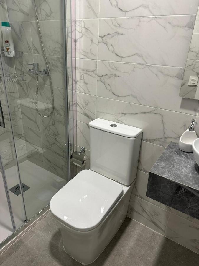 Fantastico Piso A 5 Minutos De La Estacion De Bus Y Tren A Metros De La Playa Apartment Малага Екстериор снимка