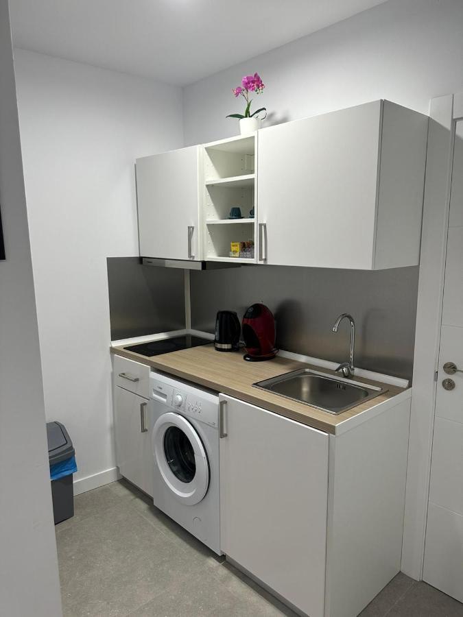 Fantastico Piso A 5 Minutos De La Estacion De Bus Y Tren A Metros De La Playa Apartment Малага Екстериор снимка