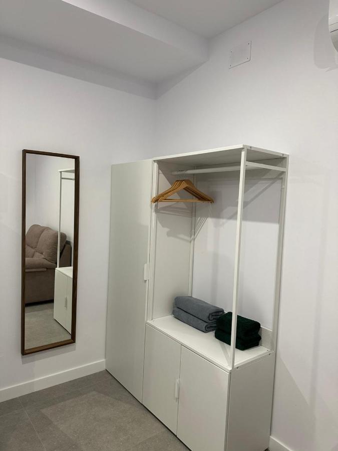 Fantastico Piso A 5 Minutos De La Estacion De Bus Y Tren A Metros De La Playa Apartment Малага Екстериор снимка