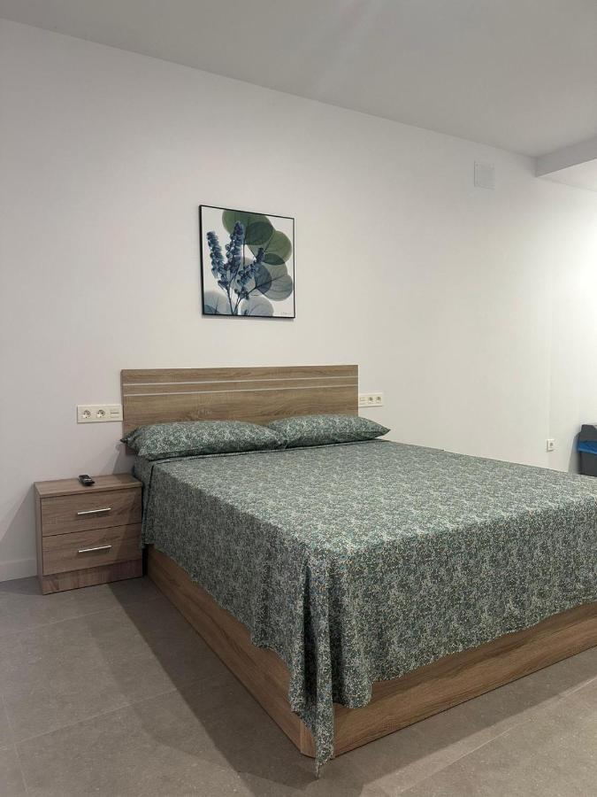 Fantastico Piso A 5 Minutos De La Estacion De Bus Y Tren A Metros De La Playa Apartment Малага Екстериор снимка